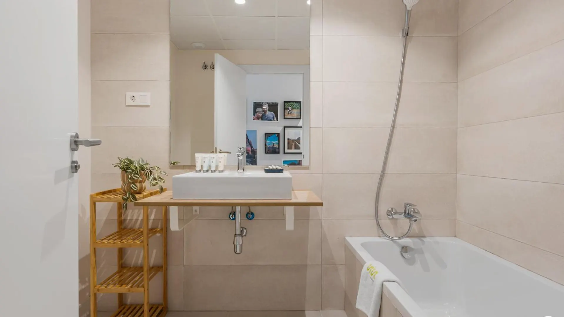 Apartment Vivi Homes - Eros Luxury, Pool, Sauna, Gym & Terrace Estepona