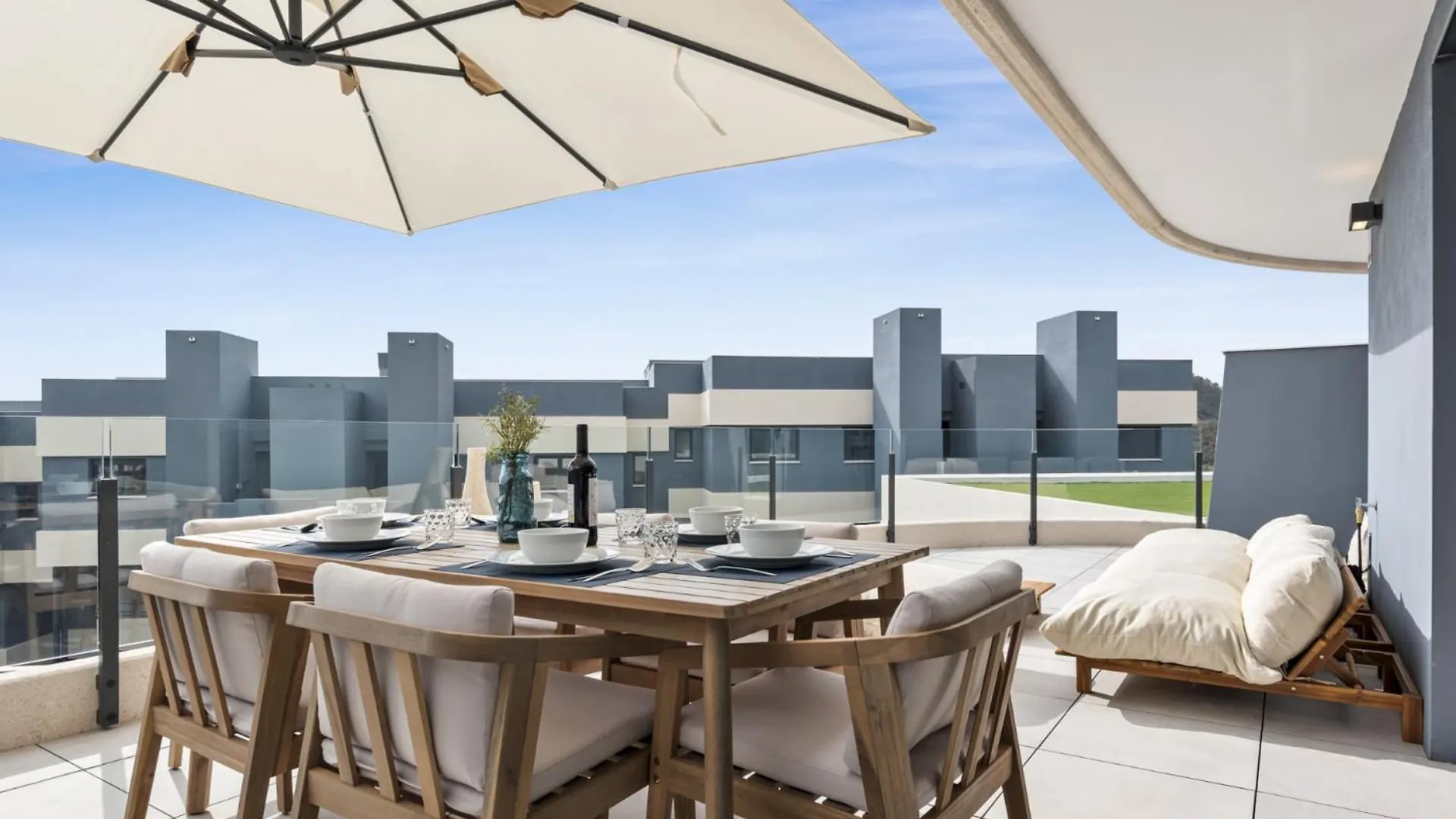Vivi Homes - Eros Luxury, Pool, Sauna, Gym & Terrace Estepona 0*,