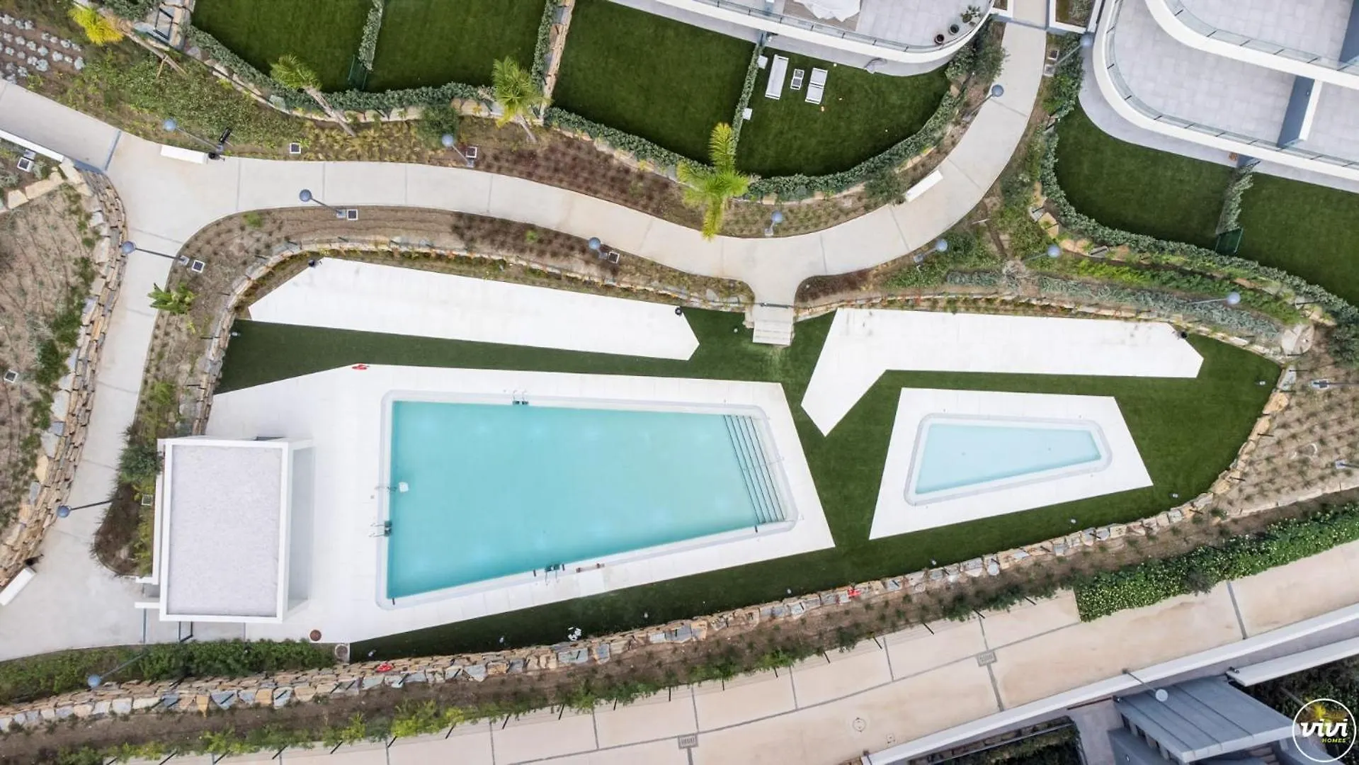Vivi Homes - Eros Luxury, Pool, Sauna, Gym & Terrace Estepona Spain